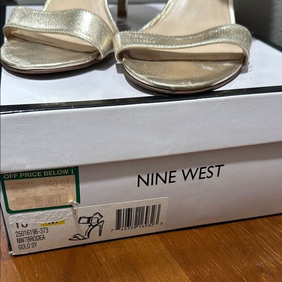 Nine West Gold High Heels with Open Toe and Stiletto Design - Picture 2 of 8